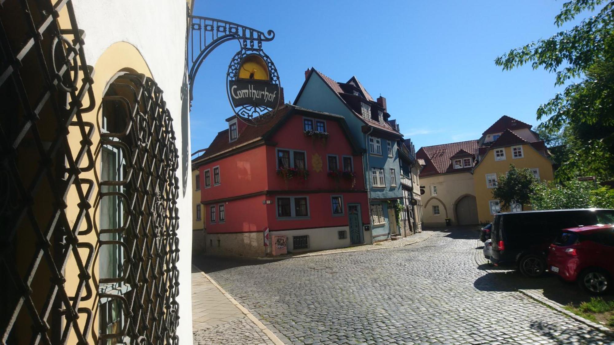 Haus Zum Kleinen Helm Apartment Erfurt Exterior photo
